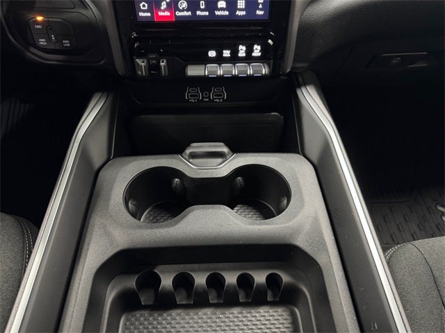 2026 RAM Ram 3500 RAM 3500 BIG HORN CREW CAB 4X4 6'4' BOX