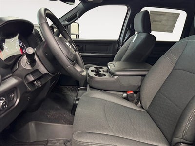 2026 RAM Ram 2500 RAM 2500 BLACK EXPRESS CREW CAB 4X4 6'4' BOX