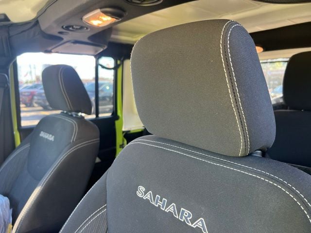 2017 Jeep Wrangler Unlimited Sahara 3.6 Liter V6 4D Manual 4WD