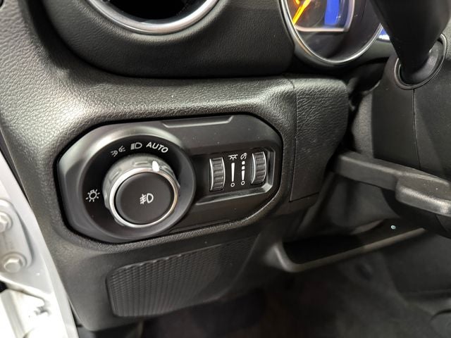 2021 Jeep Wrangler Unlimited Sahara 3.6 Liter V6 4D Automatic 4WD