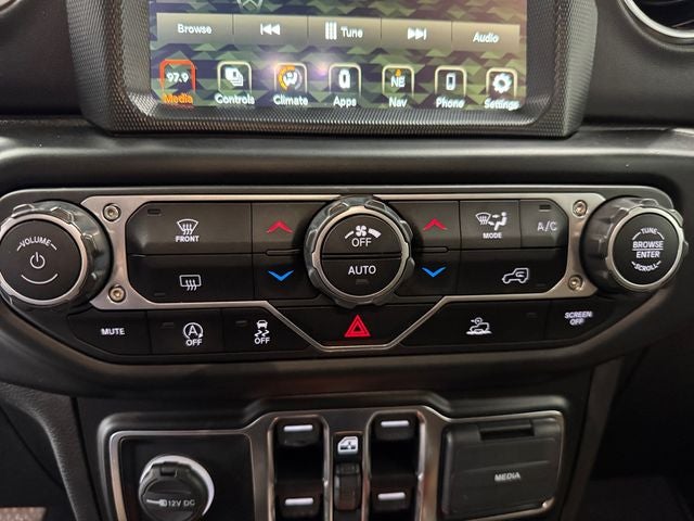 2021 Jeep Wrangler Unlimited Sahara 3.6 Liter V6 4D Automatic 4WD