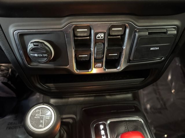 2021 Jeep Wrangler Unlimited Sahara Altitude 2.0 Liter 4D Automatic 4WD