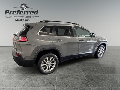 2022 Jeep Cherokee Latitude Lux 3.2 Liter V6 FWD