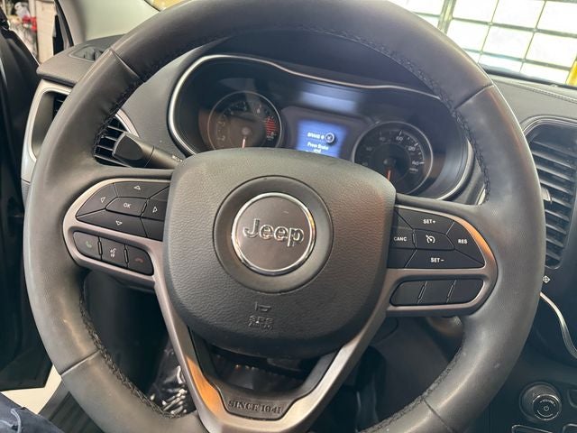 2022 Jeep Cherokee Latitude Lux 3.2 Liter V6 FWD