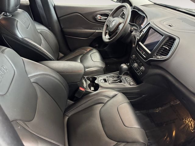 2022 Jeep Cherokee Latitude Lux 3.2 Liter V6 FWD