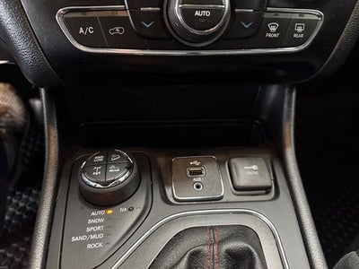 2019 Jeep Cherokee Trailhawk 2.0 Liter 4WD