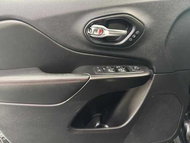 2019 Jeep Cherokee Trailhawk 2.0 Liter 4WD