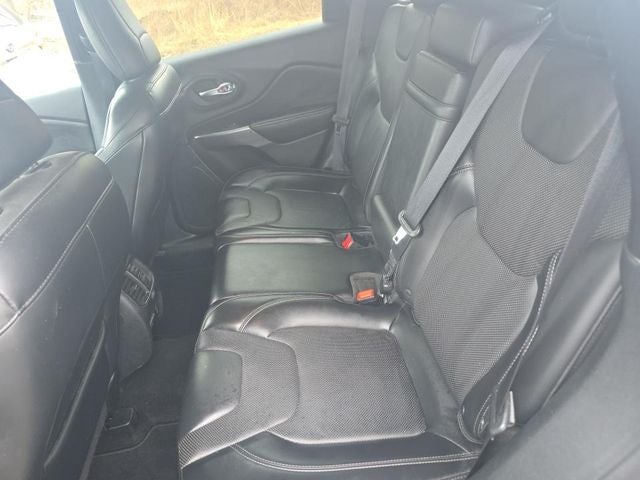 2019 Jeep Cherokee Limited 3.2 Liter V6 4WD