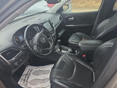 2019 Jeep Cherokee Limited 3.2 Liter V6 4WD