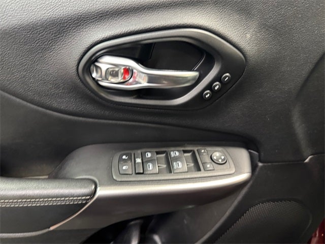 2021 Jeep Cherokee Limited 3.2 Liter V6 4WD