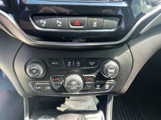2019 Jeep Cherokee Overland 2.0 Liter I4 4WD