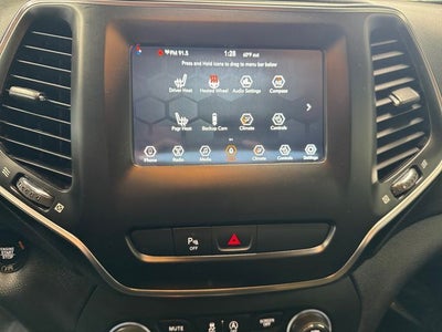 2020 Jeep Cherokee Altitude 3.2 Liter V6 4WD