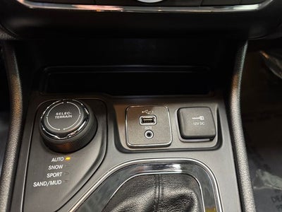 2020 Jeep Cherokee Altitude 3.2 Liter V6 4WD