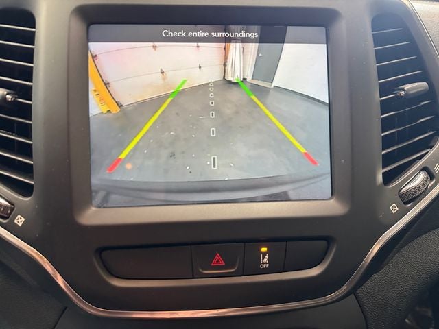 2022 Jeep Cherokee Latitude Lux 3.2 Liter V6 4WD