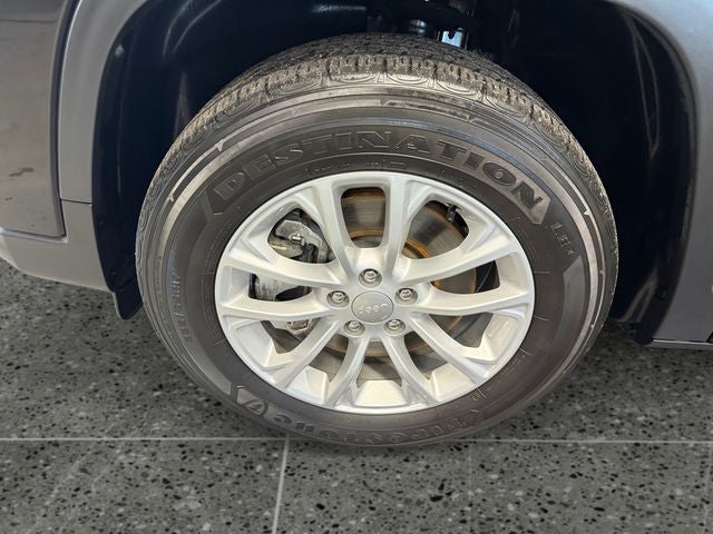 2022 Jeep Cherokee Latitude Lux 3.2 Liter V6 4WD