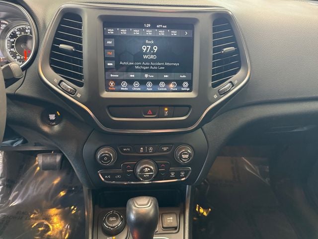 2022 Jeep Cherokee Latitude Lux 3.2 Liter V6 4WD
