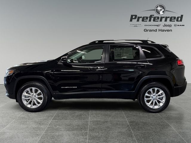2022 Jeep Cherokee Latitude Lux 3.2 Liter V6 4WD