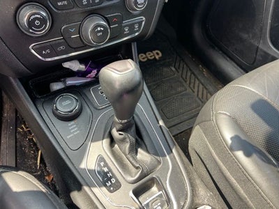 2021 Jeep Cherokee Latitude Lux 3.2 Liter V6 4WD