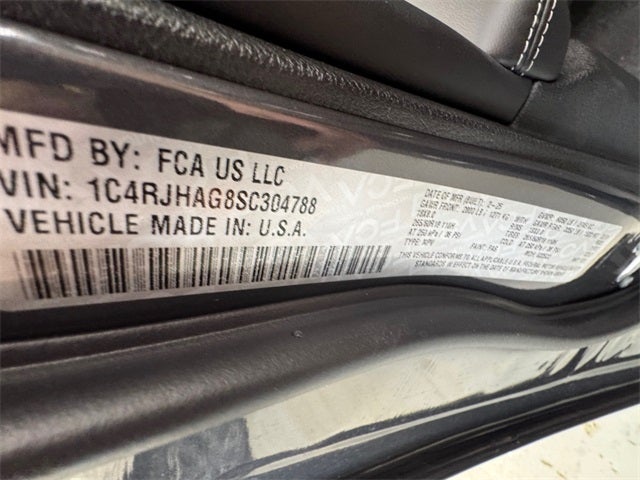 2025 Jeep Grand Cherokee Laredo 3.6 Liter V6 4WD