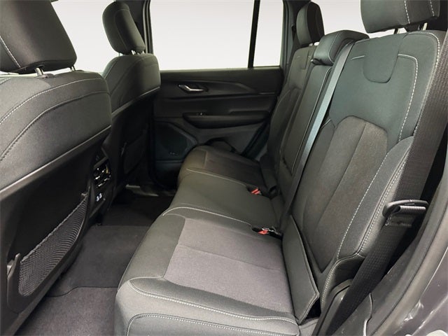 2025 Jeep Grand Cherokee Laredo 3.6 Liter V6 4WD