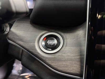 2024 Jeep Grand Cherokee Limited 3.6 Liter V6 4WD