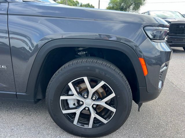 2024 Jeep Grand Cherokee Limited 3.6 Liter V6 4WD