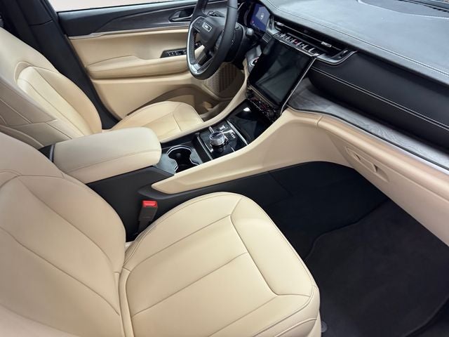 2024 Jeep Grand Cherokee Limited 3.6 Liter V6 4WD