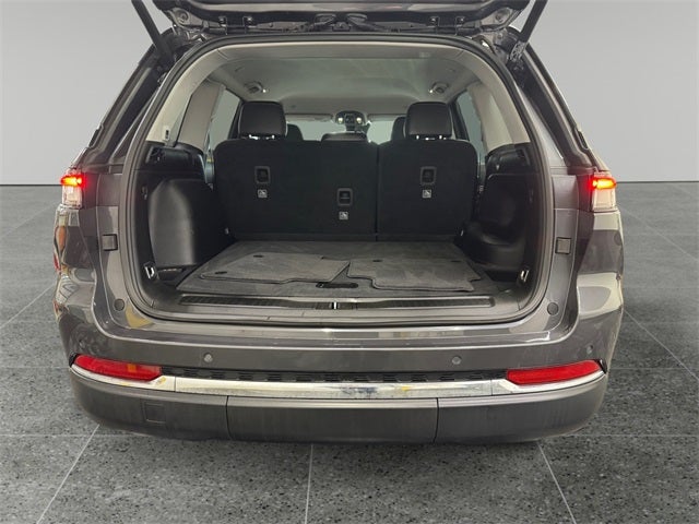 2023 Jeep Grand Cherokee Limited 3.6 Liter V6 4WD