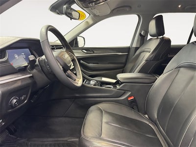 2023 Jeep Grand Cherokee Limited 3.6 Liter V6 4WD