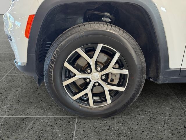 2023 Jeep Grand Cherokee L Limited 3.6 Liter V6 4WD