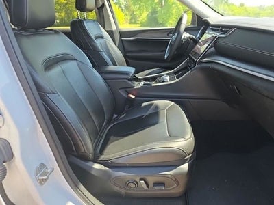 2023 Jeep Grand Cherokee L Limited 3.6 Liter V6 4WD