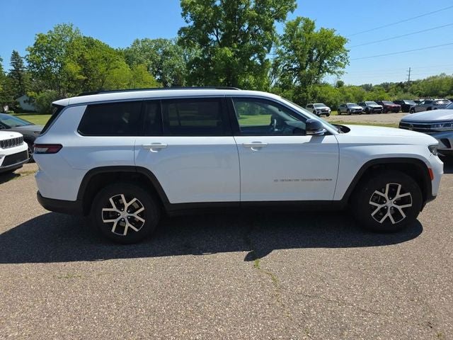 2023 Jeep Grand Cherokee L Limited 3.6 Liter V6 4WD