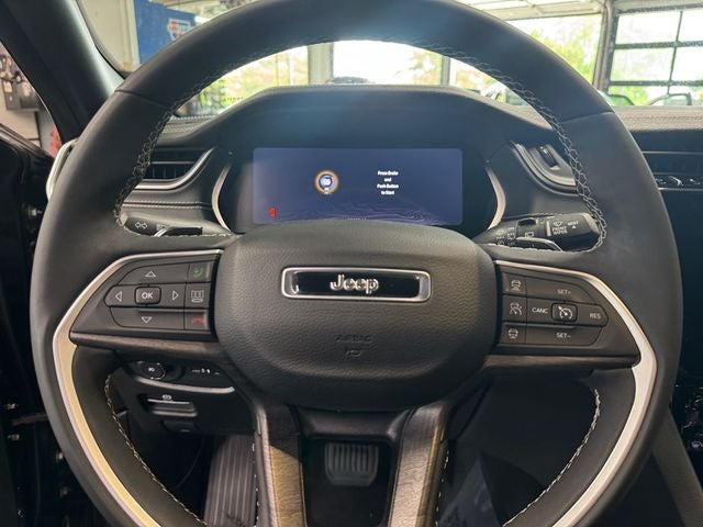 2024 Jeep Grand Cherokee L Limited 3.6 Liter V6 4WD