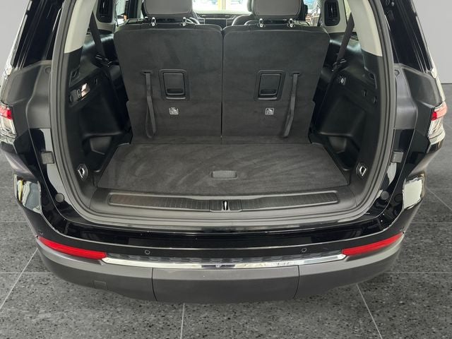 2023 Jeep Grand Cherokee L Limited 3.6 Liter V6 4WD