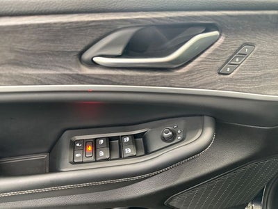 2023 Jeep Grand Cherokee L Limited 3.6 Liter V6 4WD