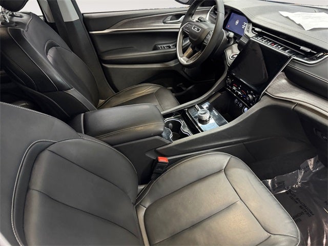 2023 Jeep Grand Cherokee L Limited 3.6 Liter V6 4WD