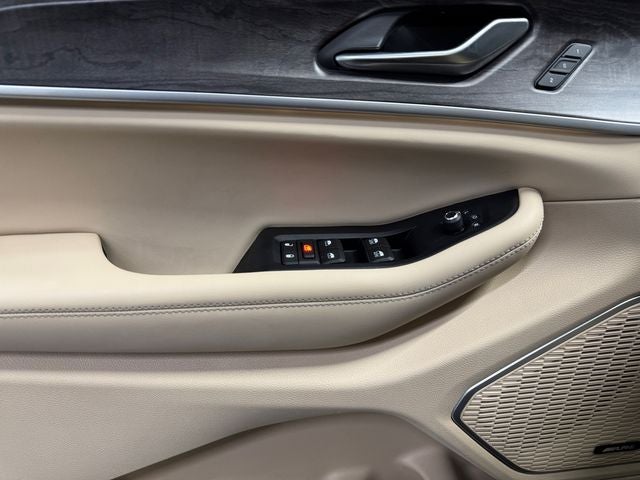 2023 Jeep Grand Cherokee L Limited 3.6 Liter V6 4WD