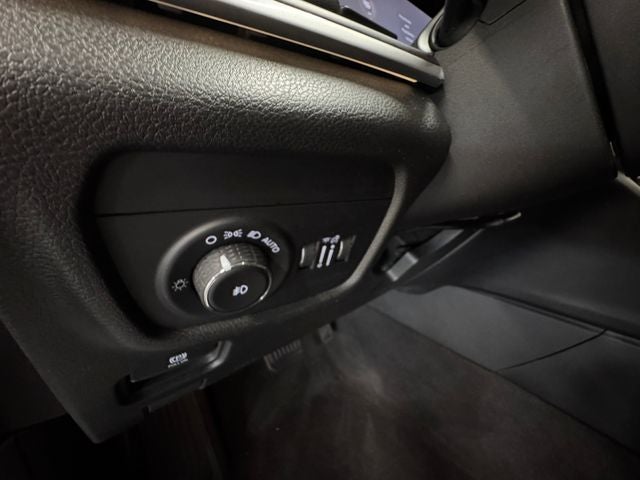 2022 Jeep Grand Cherokee L Limited 3.6 Liter V6 4WD