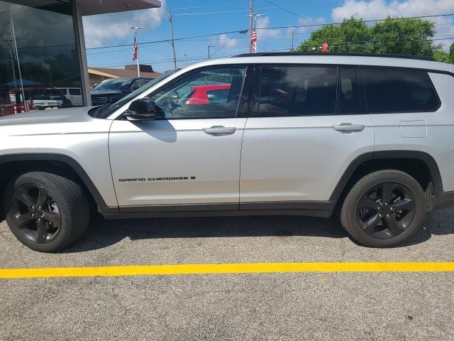 2022 Jeep Grand Cherokee L Limited 3.6 Liter V6 4WD
