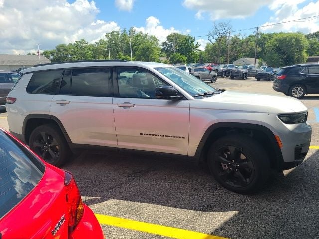 2022 Jeep Grand Cherokee L Limited 3.6 Liter V6 4WD