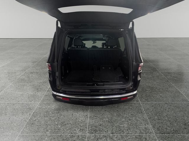 2022 Jeep Wagoneer Series III 5.7 Liter V8 4WD