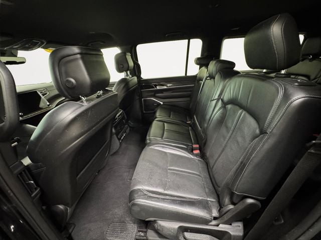 2022 Jeep Wagoneer Series III 5.7 Liter V8 4WD