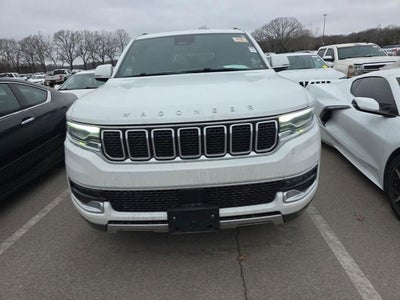 2022 Jeep Wagoneer Series III 5.7 Liter 4WD