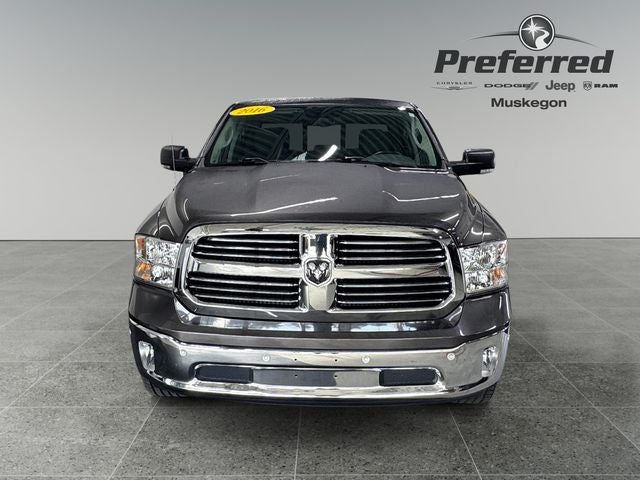 2016 RAM 1500 Big Horn 5.7 Liter V8 Hemi Crew Cab 4WD