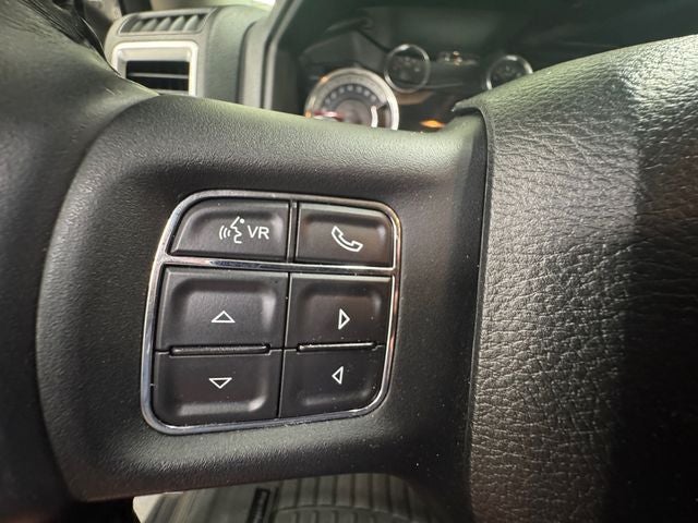 2016 RAM 1500 Big Horn 5.7 Liter V8 Hemi Crew Cab 4WD