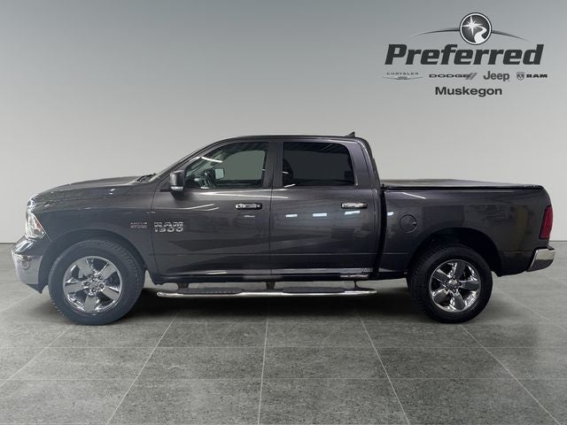 2016 RAM 1500 Big Horn 5.7 Liter V8 Hemi Crew Cab 4WD