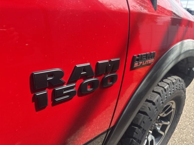 2016 RAM 1500 Rebel 5.7 Liter V8 hemi Crew Cab 4WD