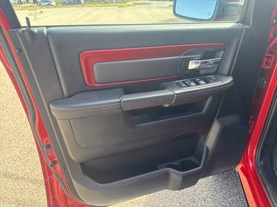 2016 RAM 1500 Rebel 5.7 Liter V8 hemi Crew Cab 4WD