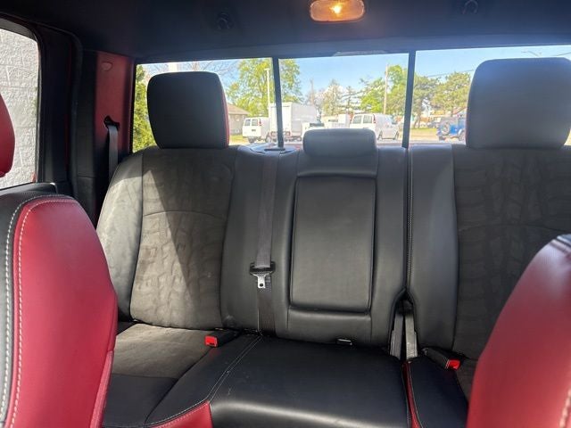 2016 RAM 1500 Rebel 5.7 Liter V8 hemi Crew Cab 4WD