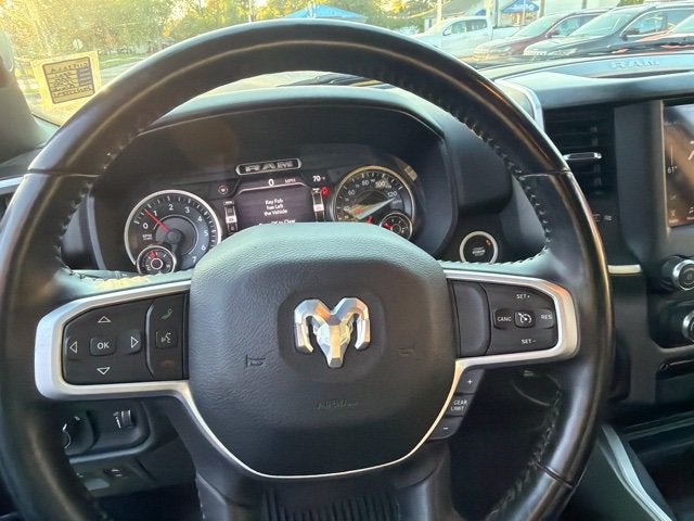 2021 RAM 1500 Big Horn/Lone Star 5.7 Liter V8 hemi Quad Cab 4WD